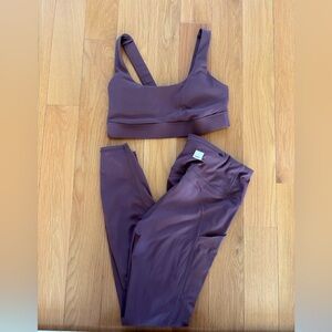 Vuori Mauve Purple Sports Bra & Leggings Set